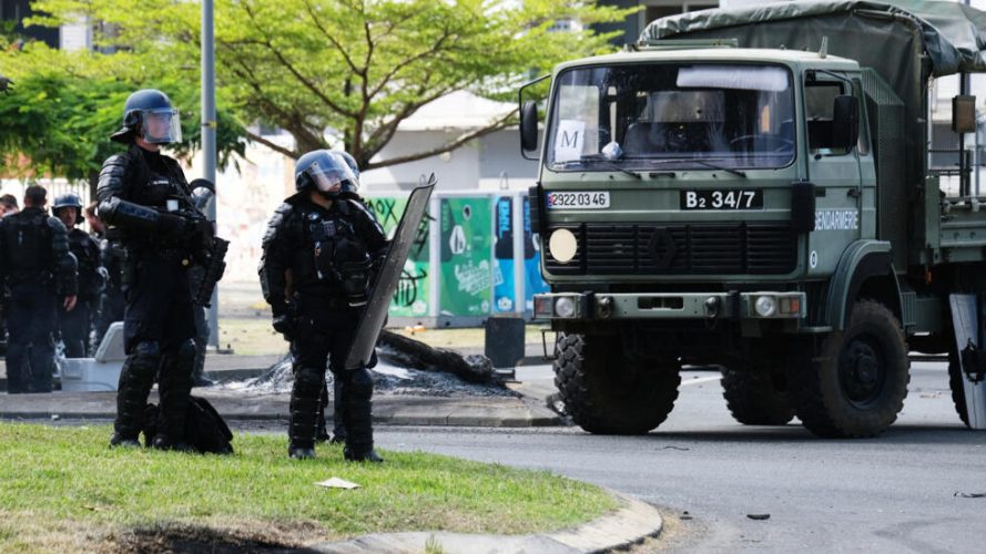Francuska uvela  vanredno stanje u Novoj Kaledoniji