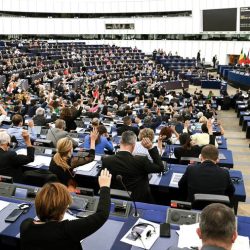 Konstituiše se Evropski parlament