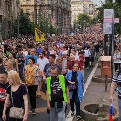 Protest  zbog litijuma ispred Ustavnog suda